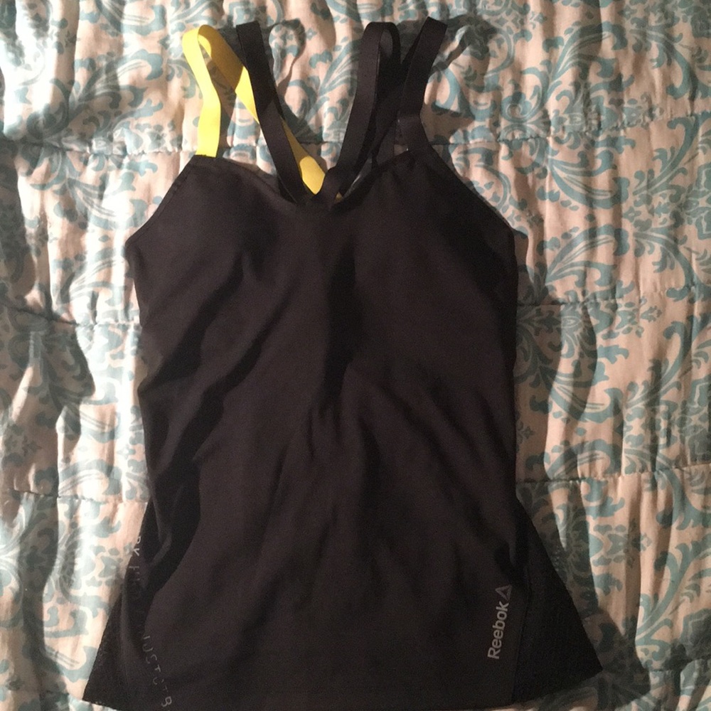 Reebok Workout Top Front Crossing Straps Mesh Back